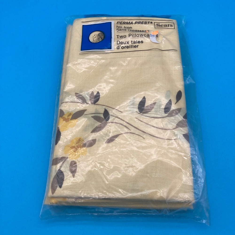Set of 2 Vintage Sears Perma-Prest Pillowcases Yellow Floral 50 x 75 cm Canada